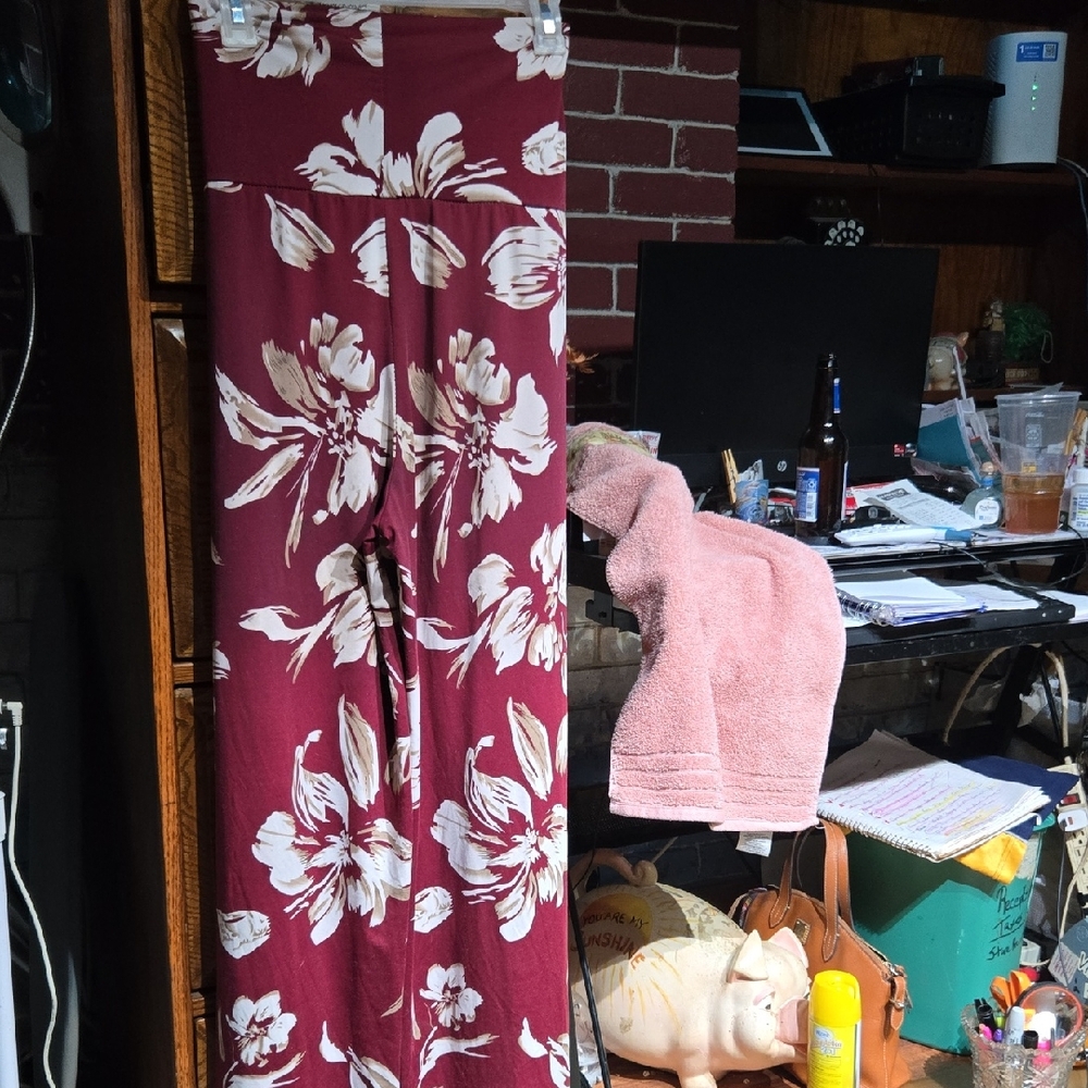 While Mark ~ High Waist Maroon Floral Wide-Leg  Pants
